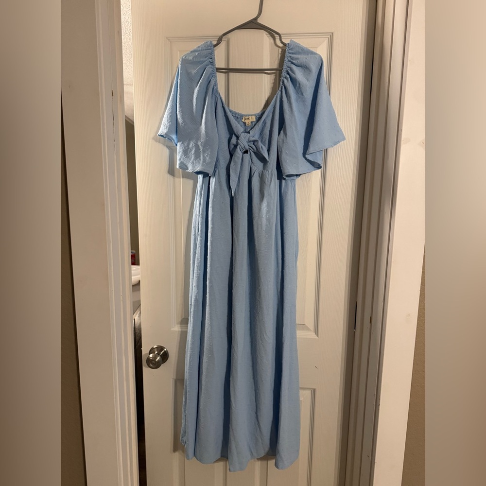 Maxi twist blue dress